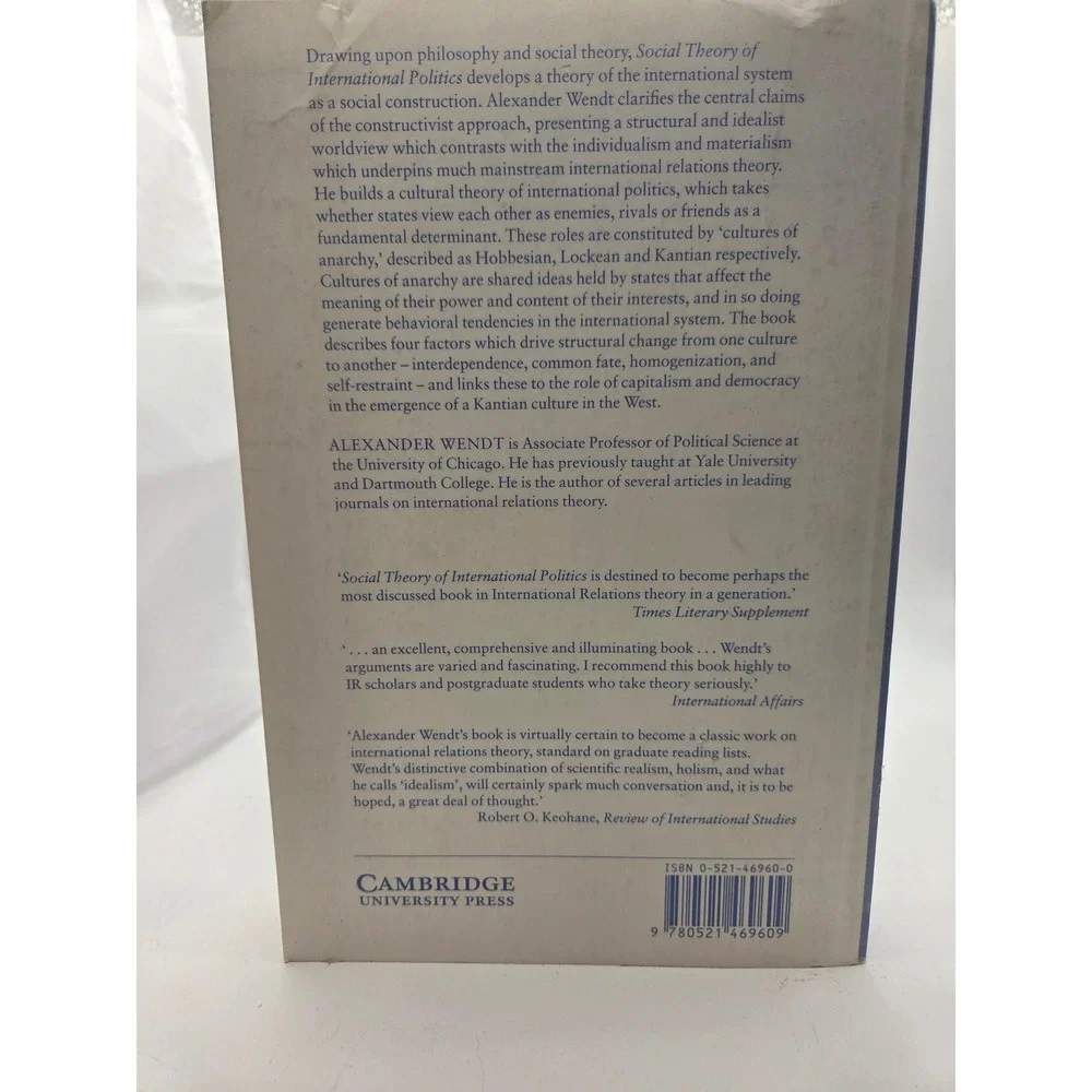 Social Theory of International Politics Alexander Wendt Cambridge Paperback 2001